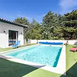 Les Garrigues Ensoleillees بيت ضيافة