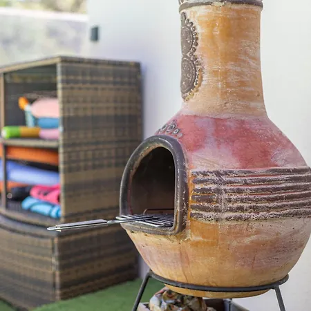 ゲストハウス Les Garrigues Ensoleillees 3*