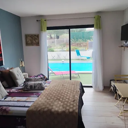 Gasthuis Les Garrigues Ensoleillees 4*